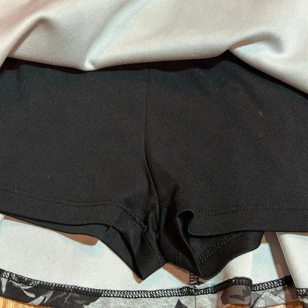 Justice black‎ and grey floral skort 5